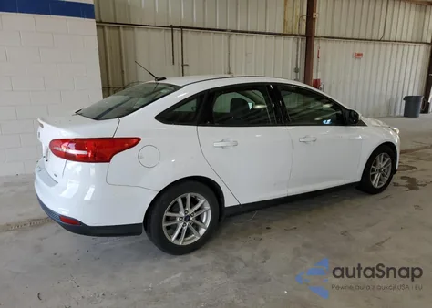 2016 Ford Focus Se z USA, uszkodzony, nr VIN 1FADP3F2XGL228917